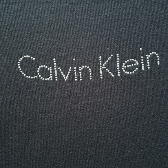 Calvin Klein top - Picture 2 of 7